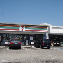 &ldquo;セブンイレブン&rdquo;の拡大写真